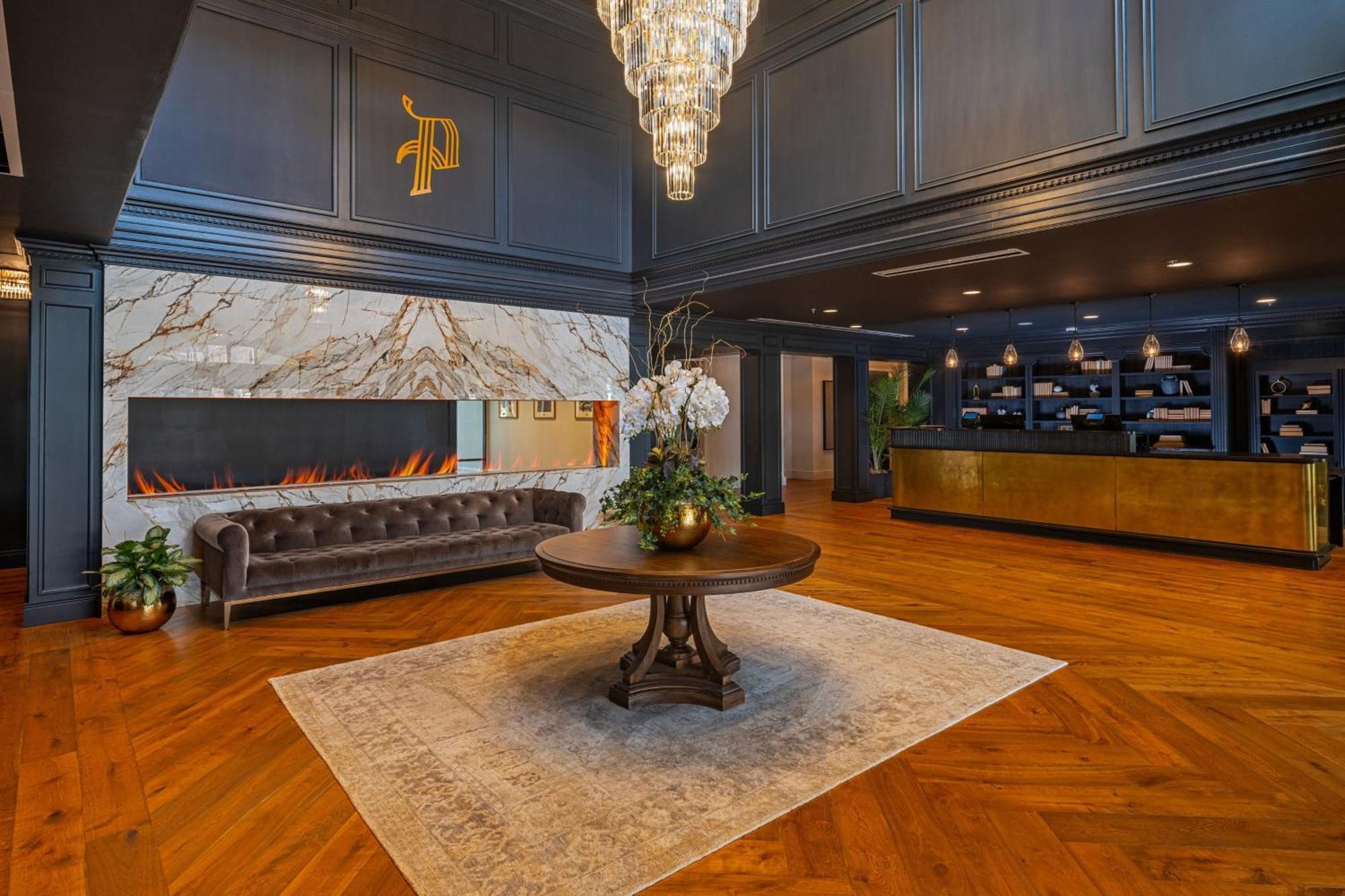 The Publisher, Downtown Fredericksburg, A Tribute Portfolio Hotel エクステリア 写真