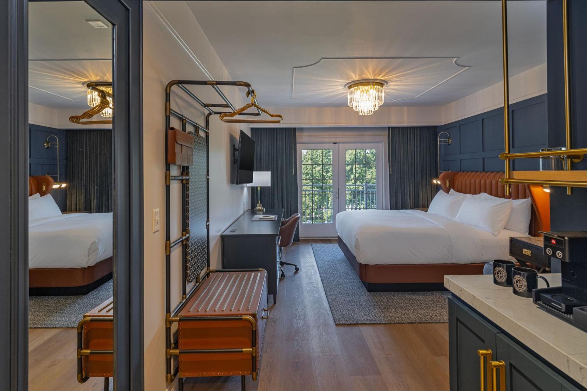The Publisher, Downtown Fredericksburg, A Tribute Portfolio Hotel エクステリア 写真