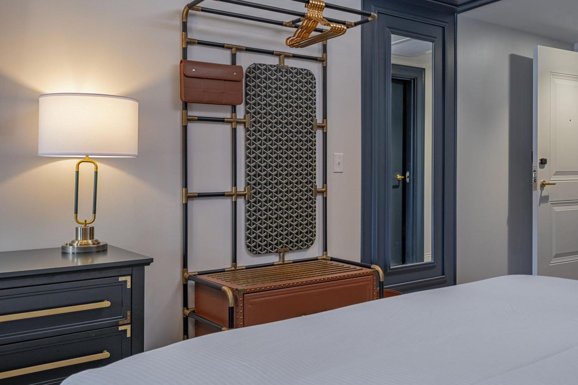 The Publisher, Downtown Fredericksburg, A Tribute Portfolio Hotel エクステリア 写真