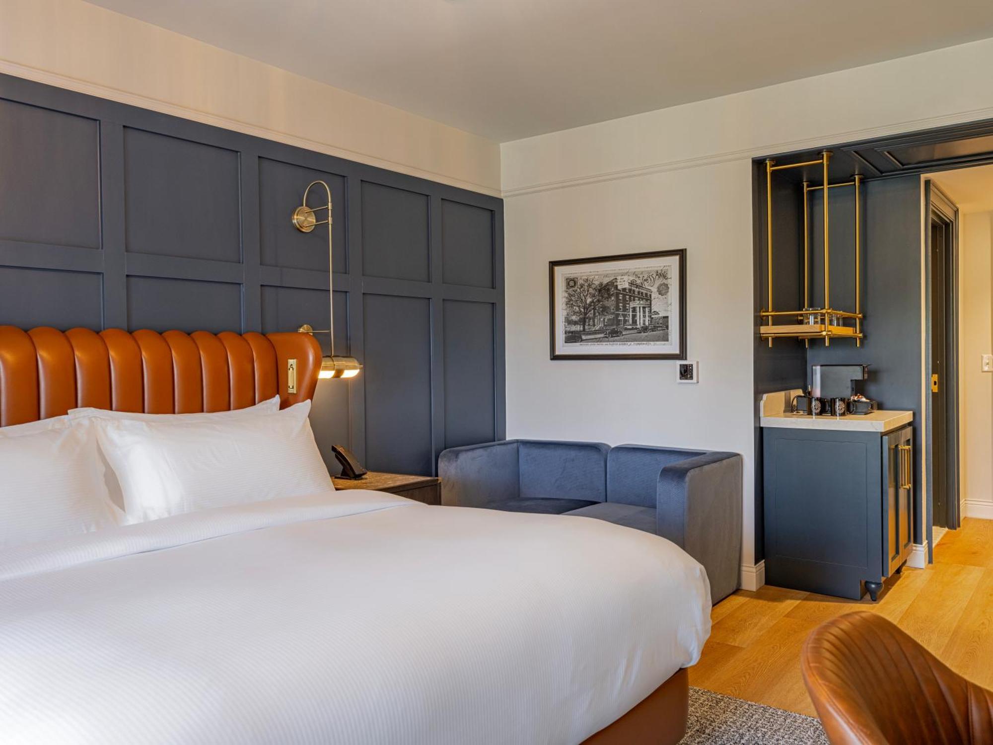 The Publisher, Downtown Fredericksburg, A Tribute Portfolio Hotel エクステリア 写真